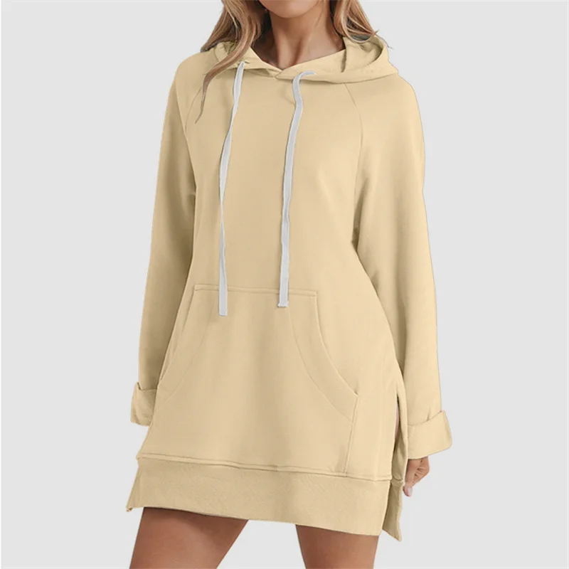 Casual hoodie dress – lifestyle street style photo
