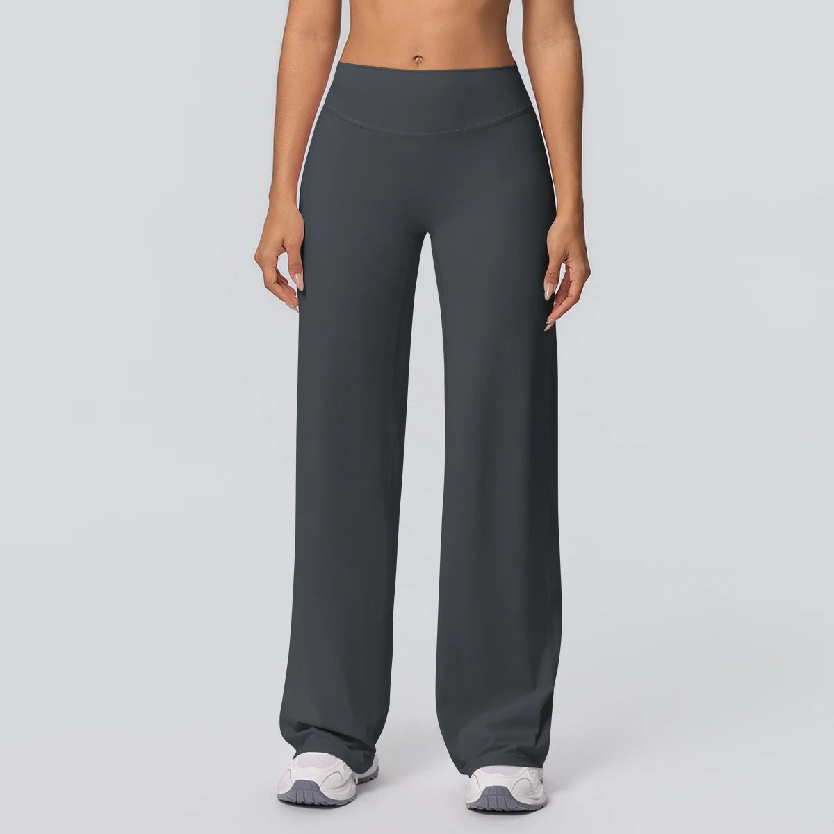Wide-leg yoga pants – ankle hem detail close-up